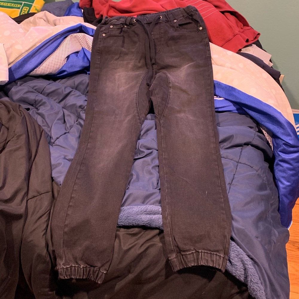 BLACK DENIM JOGGERS SIZE MEDIUM
